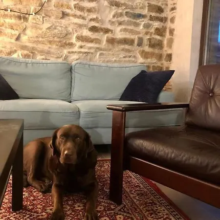 Pod Smrečkami S Krbom A Krásnym Prostredím Ždiar