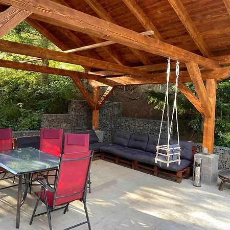 Holiday home Pod Smreckami S Krbom A Krasnym Prostredim Zdiar