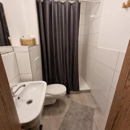 Pod Smrečkami S Krbom A Krásnym Prostredím * Ždiar